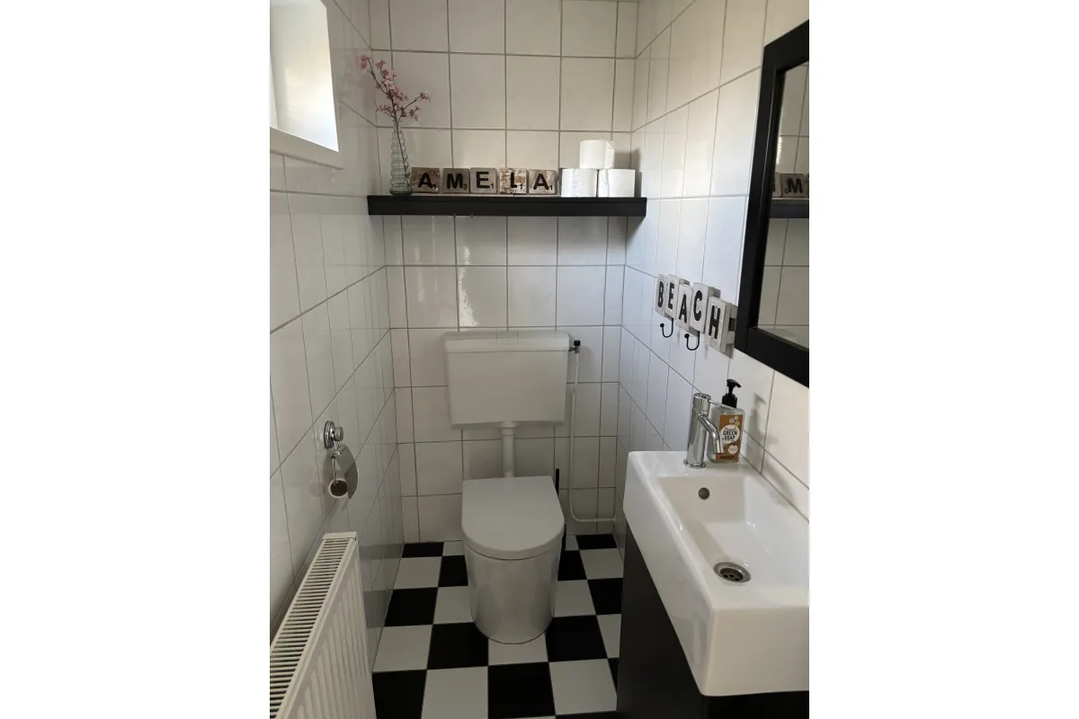 Separate WC
