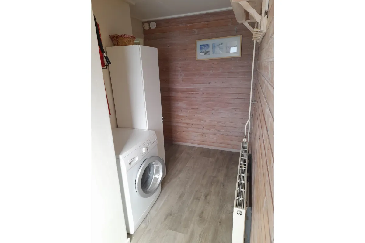 Hal met wasmachine