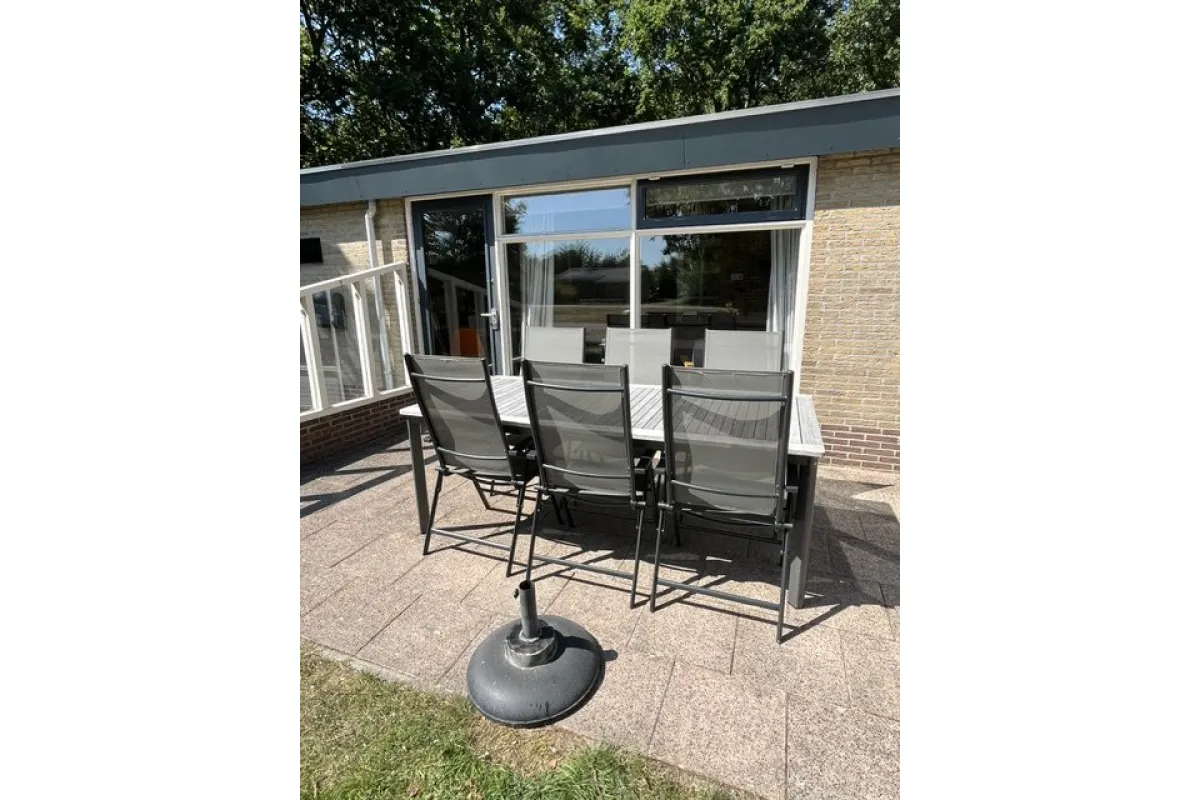 Tuindeur met terras 