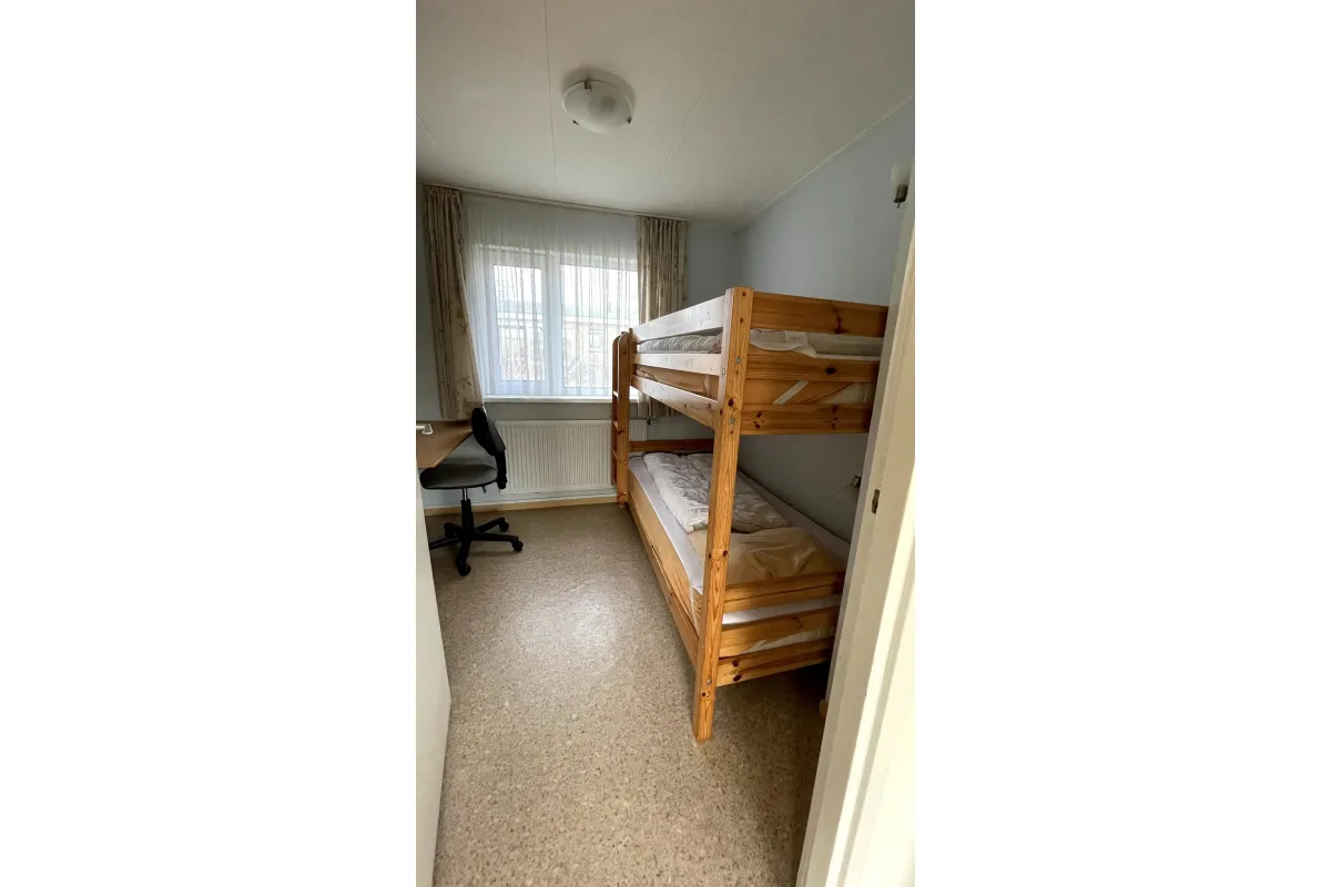 Slaapkamer met werkplek