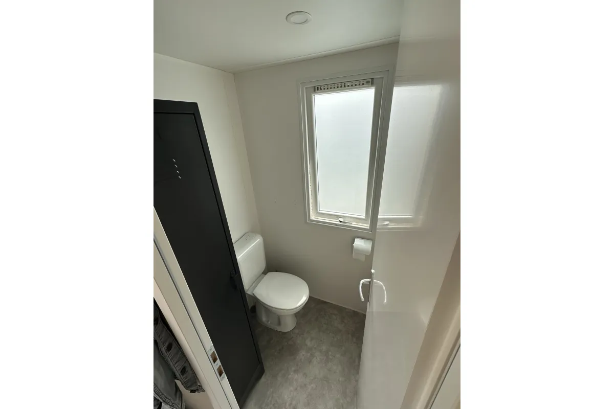 Toilet.
